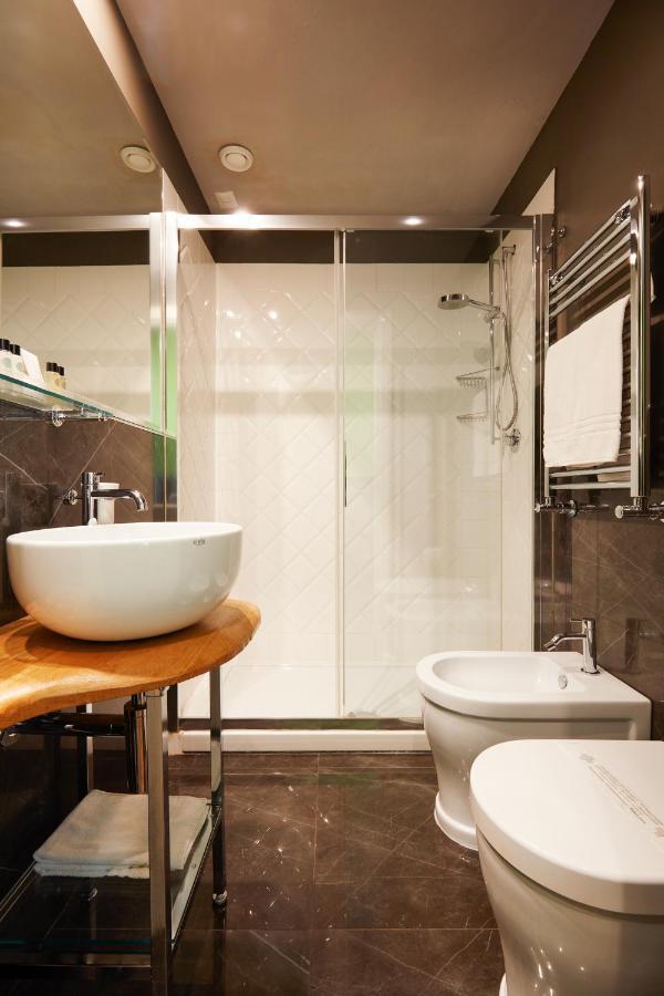 Boutique Hotel Hugo ฟลอเรนซ์ ภายนอก รูปภาพ