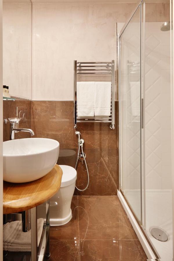 Boutique Hotel Hugo ฟลอเรนซ์ ภายนอก รูปภาพ